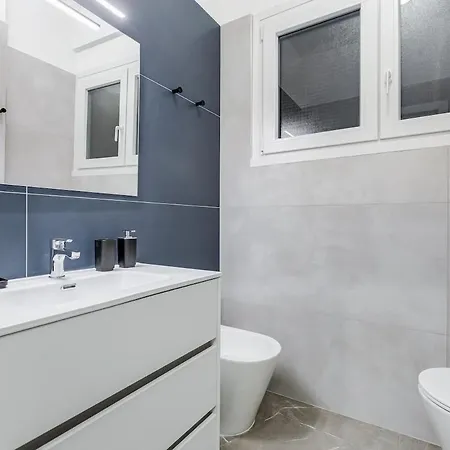 Bdc - Mariposa 3bdr In San Giovanni * Roma