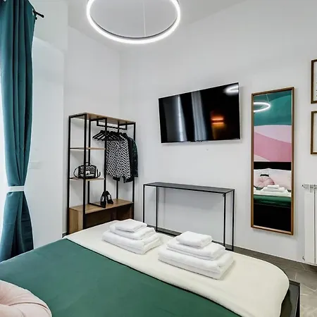 Bdc - Mariposa 3bdr In San Giovanni Rome