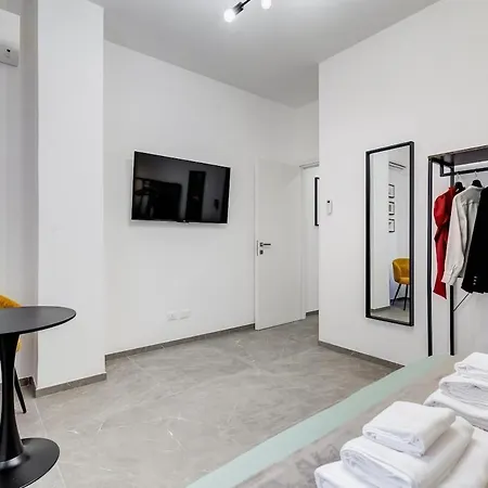 Διαμέρισμα Bdc - Mariposa 3bdr In San Giovanni *
