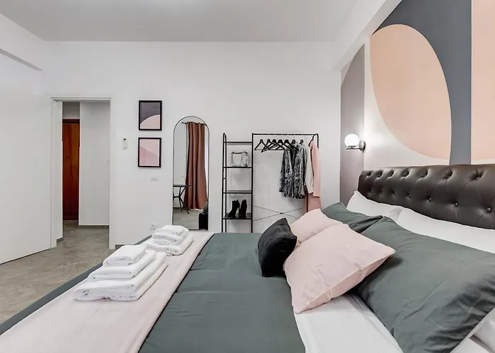 Bdc - Mariposa 3bdr In San Giovanni Apartment *