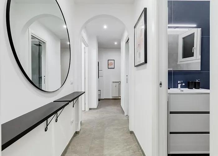 Bdc - Mariposa 3bdr In San Giovanni Rome