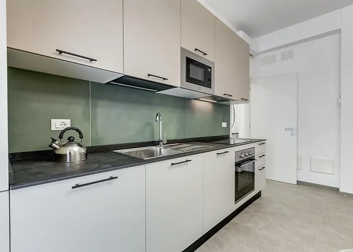 Bdc - Mariposa 3bdr In San Giovanni * Rome