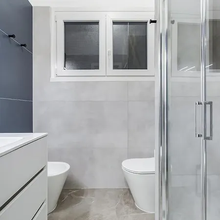 Bdc - Mariposa 3bdr In San Giovanni Apartman Róma