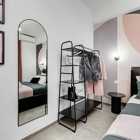 Bdc - Mariposa 3bdr In San Giovanni * Róma